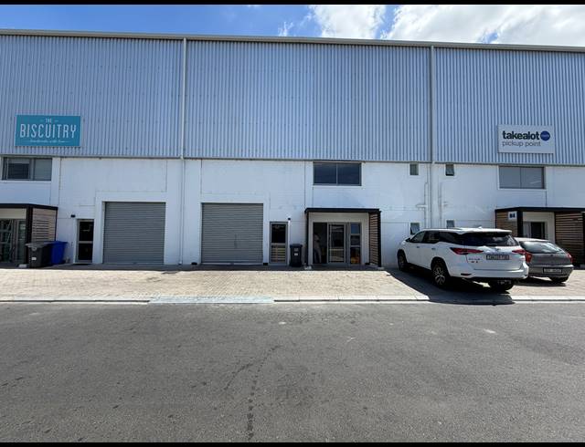 197M² WAREHOUSE TO LET IN FIRGROVE